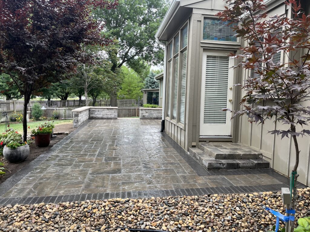 Landscaping and Hardscaping Services in Shawnee, KS – Custom Patios, Retaining Walls & Lawn Design