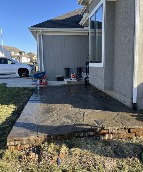 Top Tier Landscaping in Loch Lloyd, MO